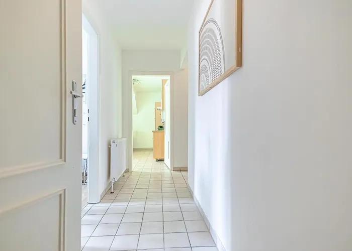 Διαμέρισμα Spacious 3br Shared Apt, Very In *