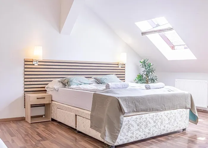 Spacious 3br Shared Apt, Very In Βιέννη